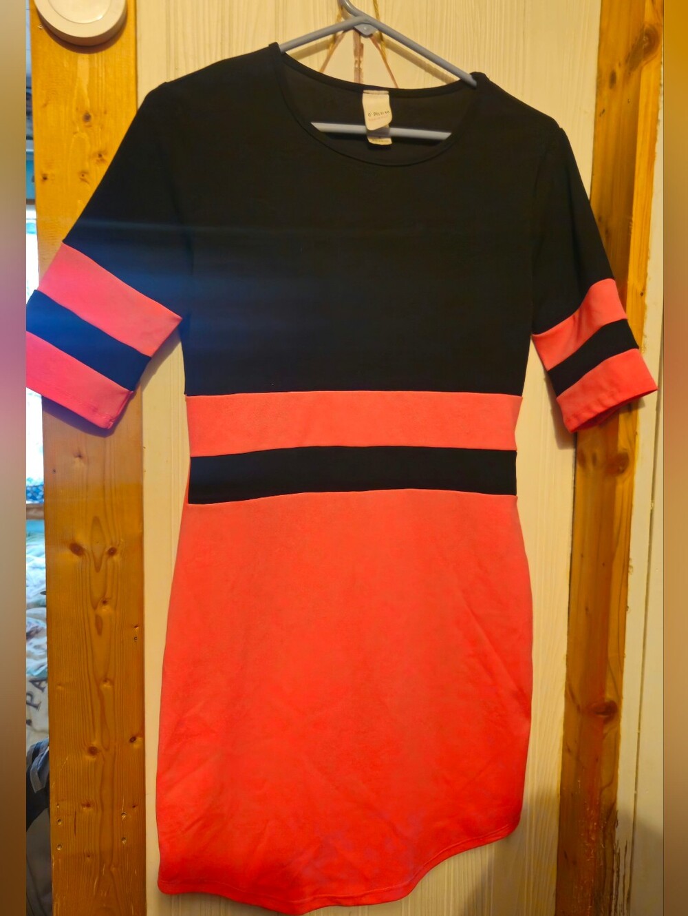 Black and Coral Colorblock Sheath Dress Size Med.
